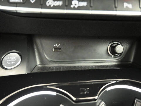 2022 Audi A4 quattro Premium 40 TFSI