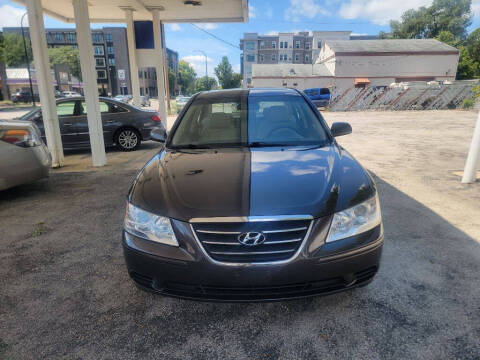 2009 Hyundai Sonata for sale at Foba Autos in Urbana IL