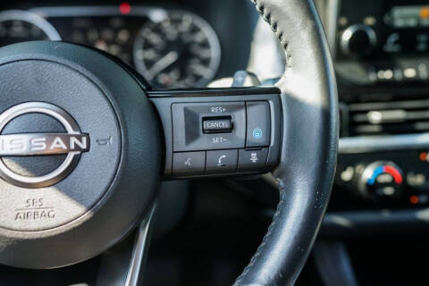 2022 Nissan Pathfinder SL