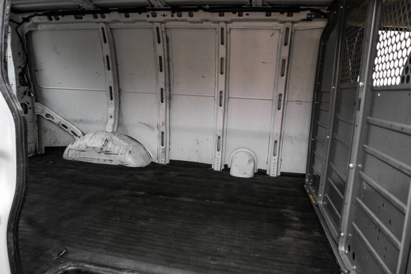 2021 Chevrolet Express 2500