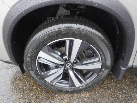 2025 Nissan Rogue SL