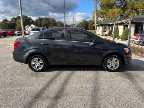 2016 Chevrolet Sonic LT Auto