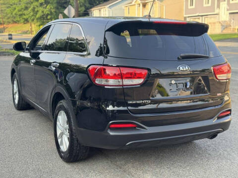 2017 Kia Sorento L