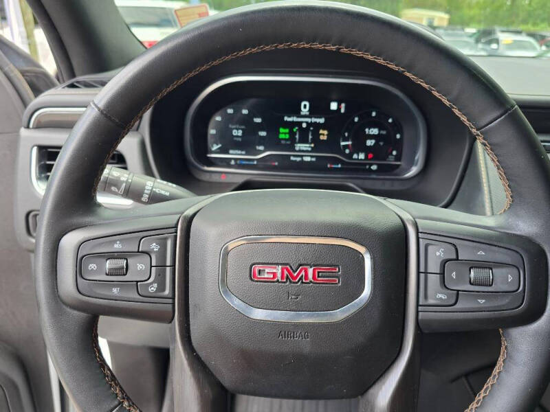 2023 GMC Yukon XL AT4