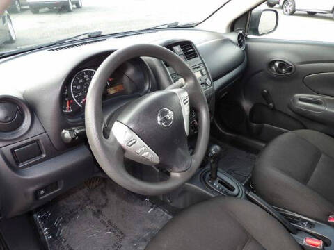 2015 Nissan Versa 1.6 S