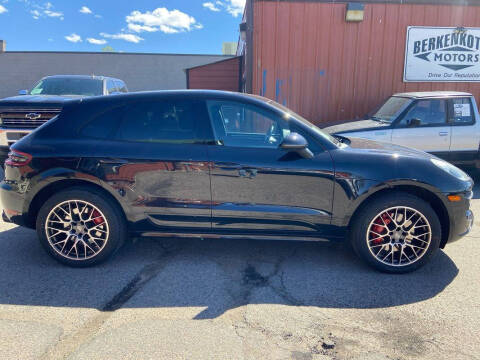 2015 Porsche Macan Turbo