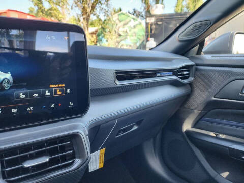 2025 Ford Mustang Dark Horse