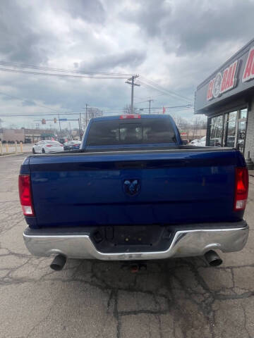 2015 RAM 1500 SLT
