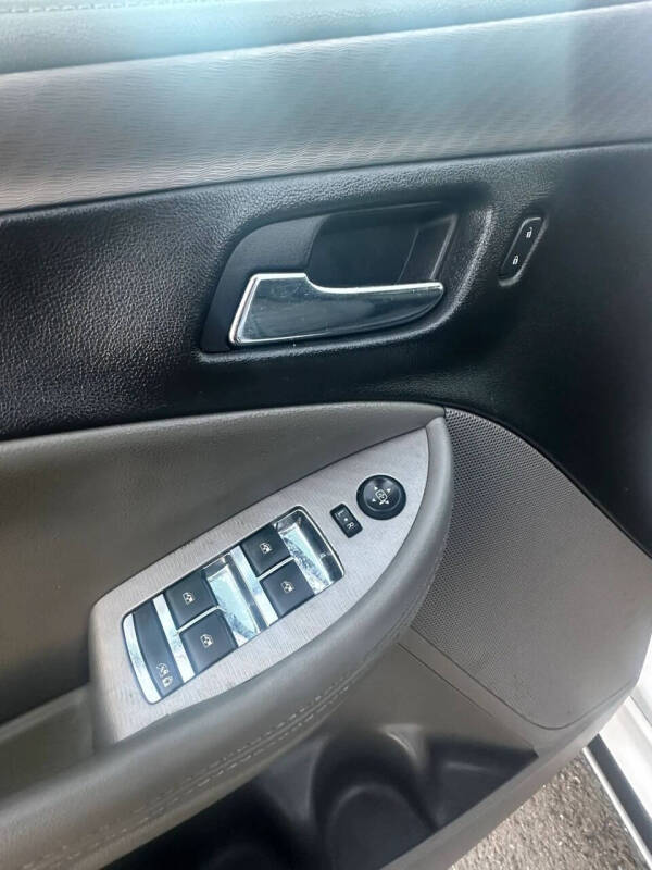 2017 Chevrolet Impala LS