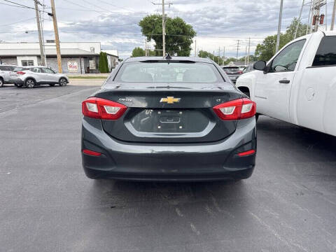 2017 Chevrolet Cruze LT Auto