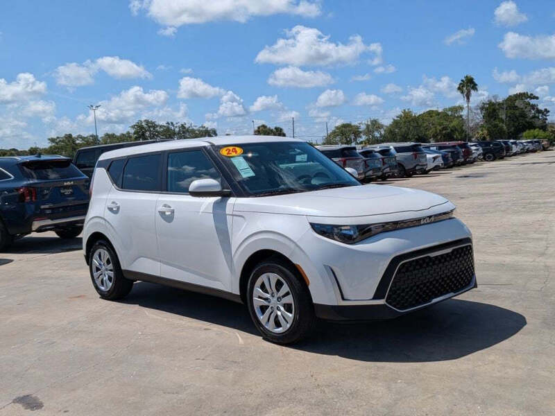 2024 Kia Soul LX