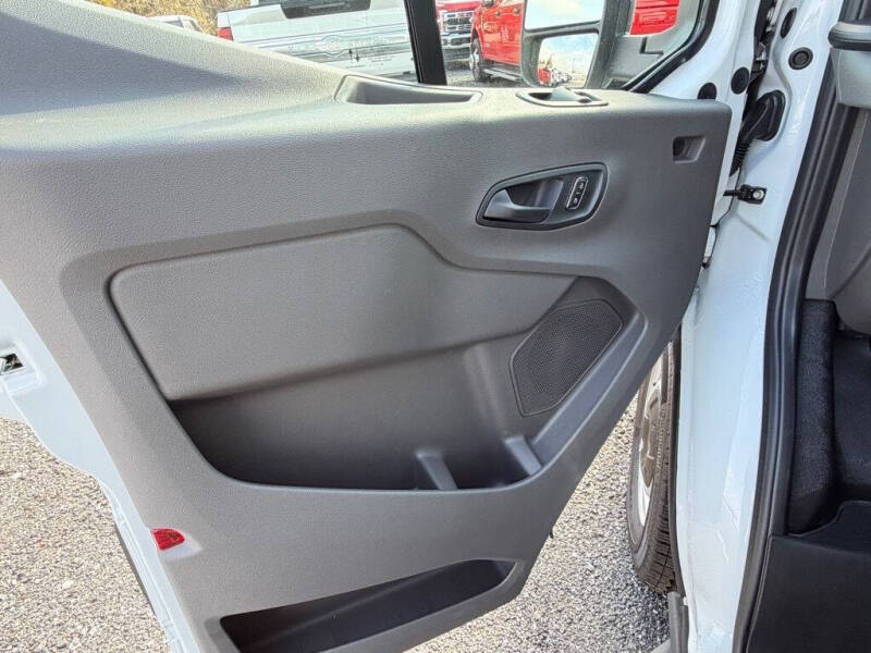 2025 Ford Transit
