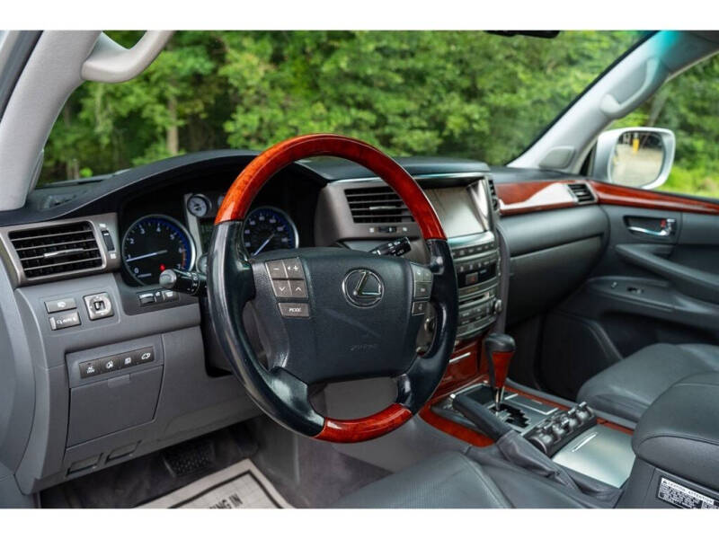 2009 Lexus LX 570