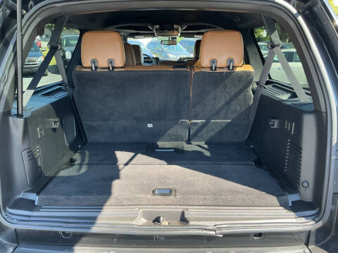 2011 Lincoln Navigator L