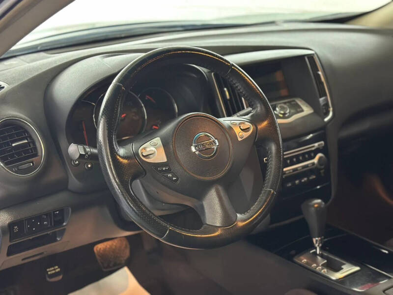 2011 Nissan Maxima