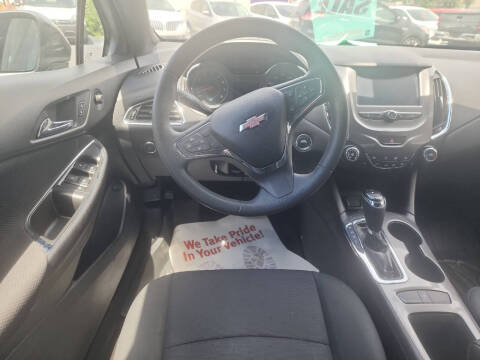 2017 Chevrolet Cruze LT Auto