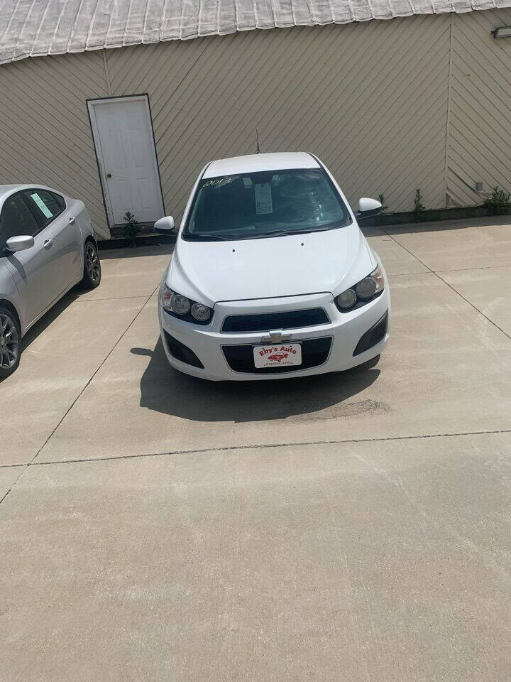 Off white 2013 Chevrolet Sonic LS Auto LS Auto 4dr Hatchback 1