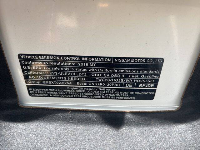2016 Nissan Rogue SV