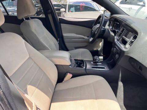 2012 Dodge Charger SE