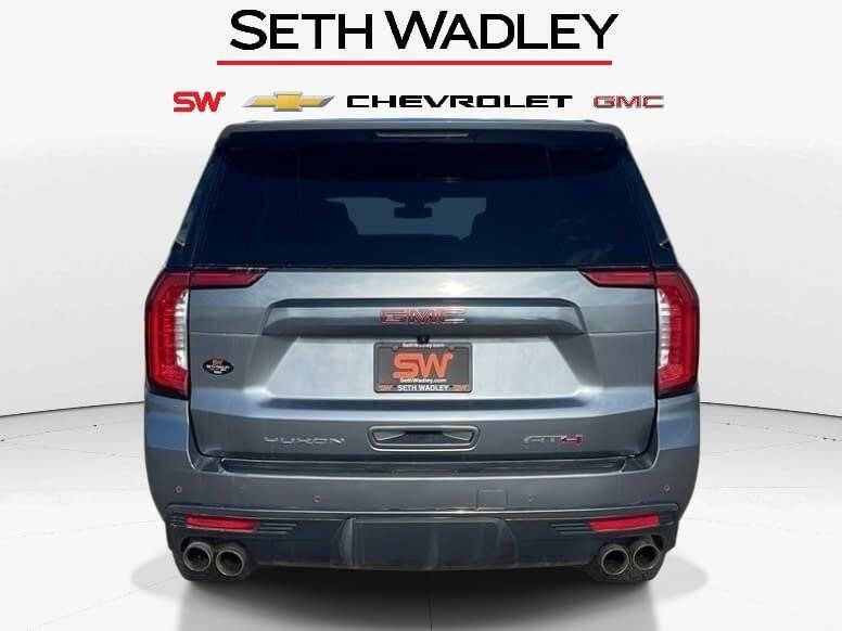 2022 GMC Yukon XL AT4