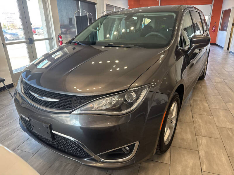 2018 Chrysler Pacifica Touring Plus