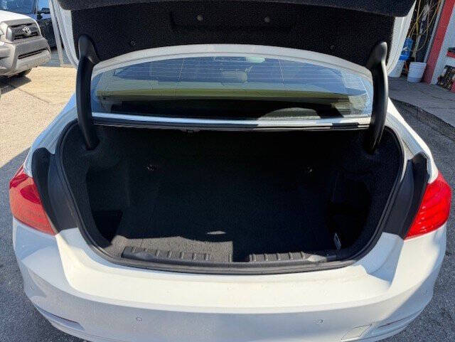 2015 BMW 3 Series 320i