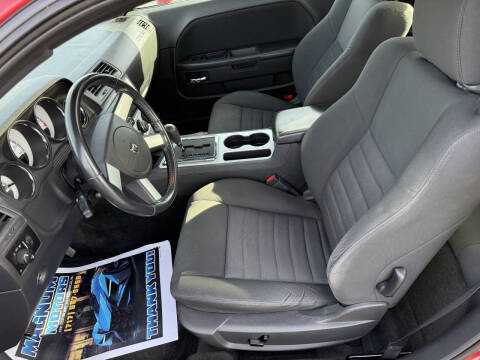 2009 Dodge Challenger SE