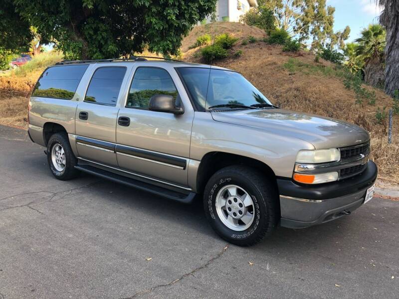 2001 Chevrolet Suburban for sale at SAN DIEGO AUTO SALES INC in San Diego CA