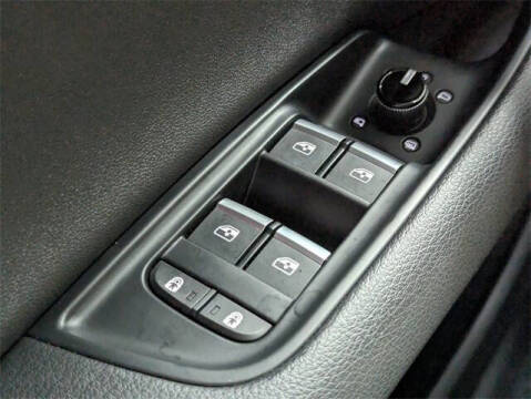 2019 Audi Q8 quattro Premium Plus 55 TFSI