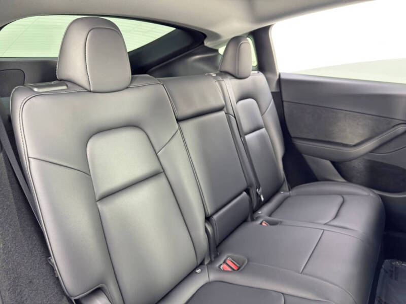 2024 Tesla Model Y Performance