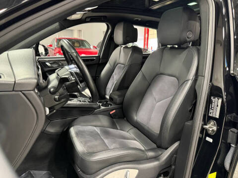 2020 Porsche Macan