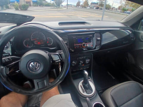 2015 Volkswagen Beetle 1.8T Classic PZEV