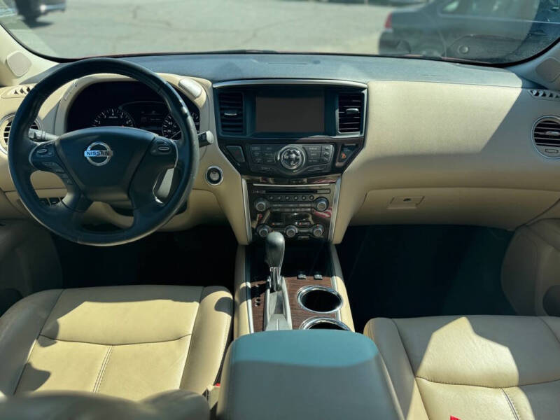 2016 Nissan Pathfinder S