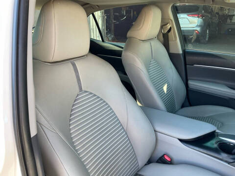 2018 Toyota Camry LE