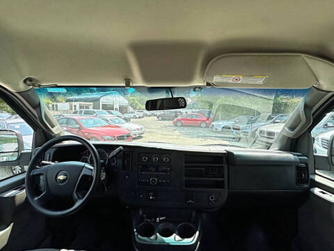 2016 Chevrolet Express 2500