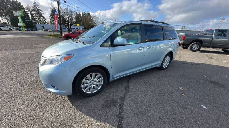 2017 Toyota Sienna