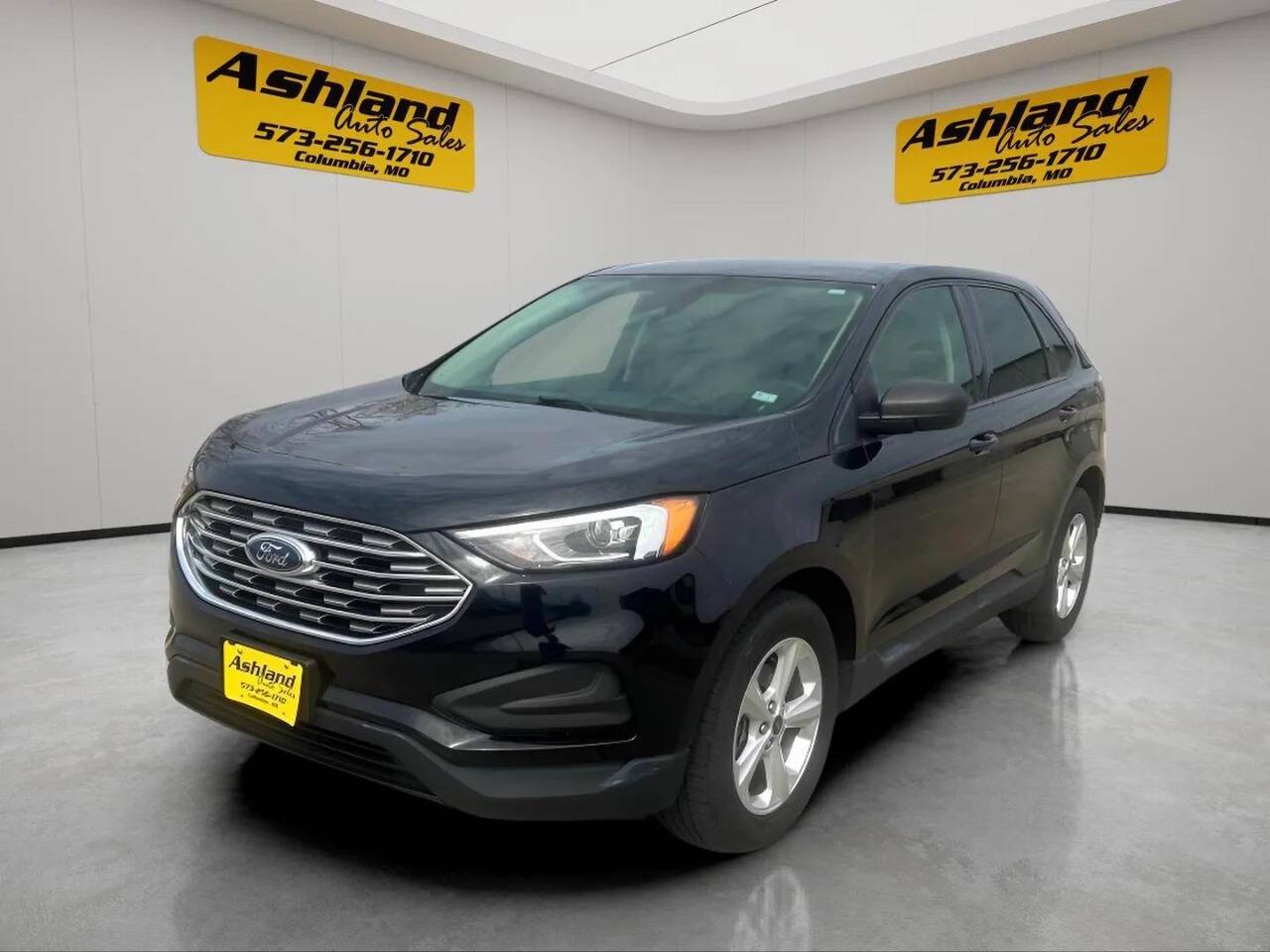 Black 2019 Ford Edge SE SE 4dr Crossover 1