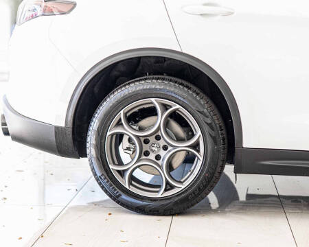 2025 Alfa Romeo Stelvio