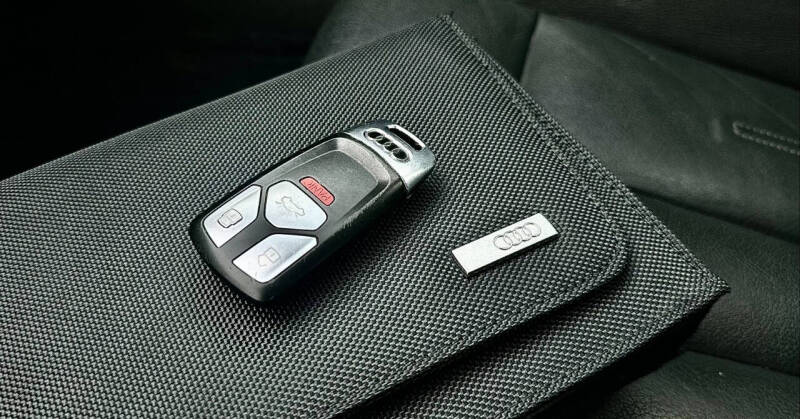 2017 Audi A4 2.0T quattro Premium Plus