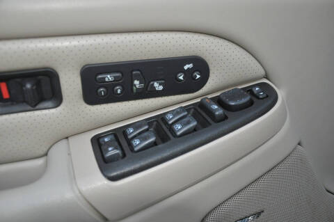 2003 Cadillac Escalade