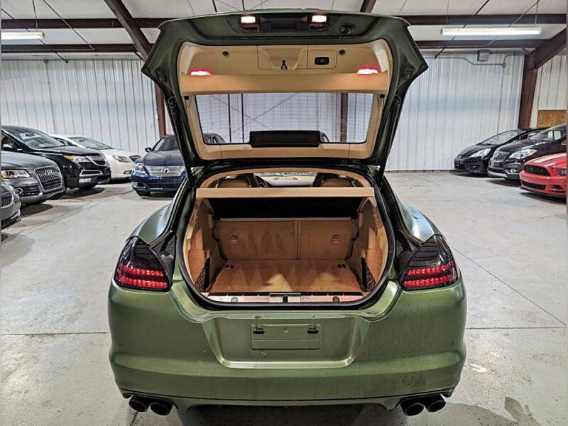 2011 Porsche Panamera