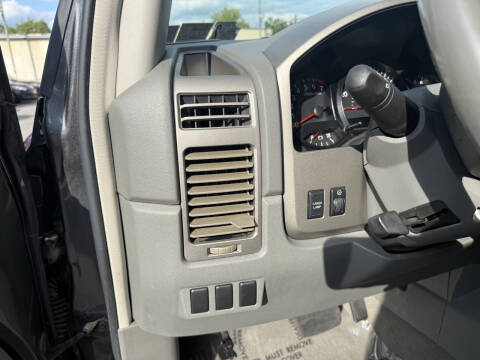 2006 Nissan Titan SE