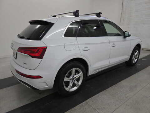 2023 Audi Q5 quattro Premium 40 TFSI