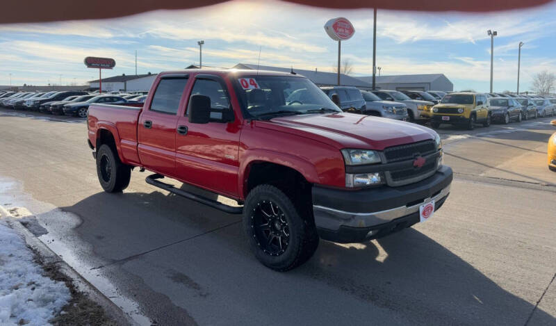 2004 Chevrolet Silverado 2500HD for sale at UNITED AUTO INC in South Sioux City NE