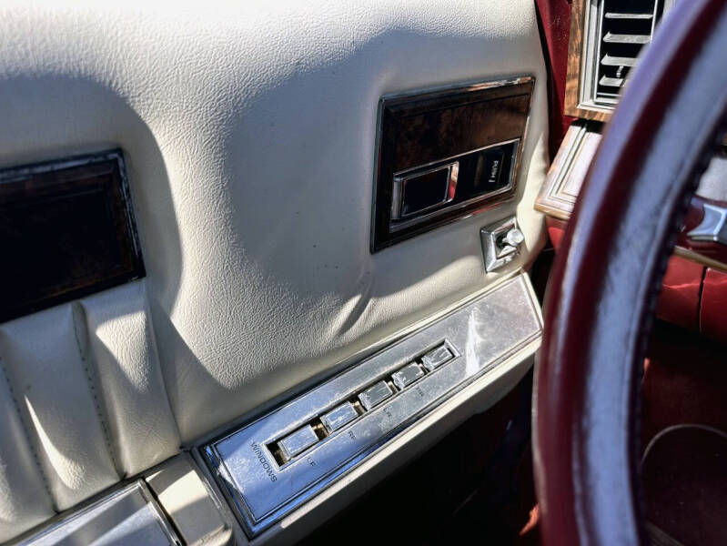 1985 Chrysler Le Baron Mark Cross