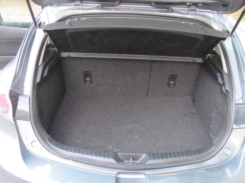 2013 Mazda MAZDA3 i Touring