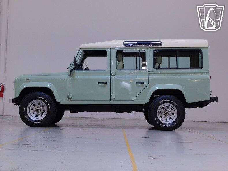 1987 Land Rover Defender