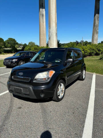 2010 Kia Soul +