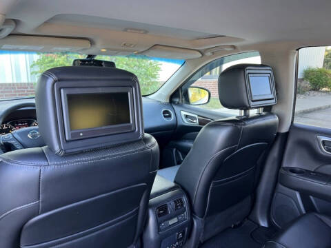 2015 Nissan Pathfinder Platinum