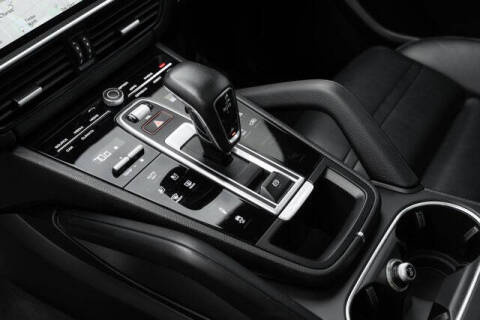 2020 Porsche Cayenne S Coupe